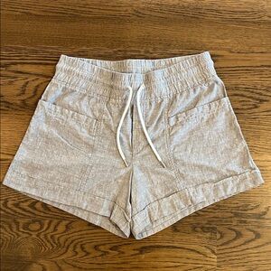 Athleta Light Gray Women's Cabo Linen Shorts